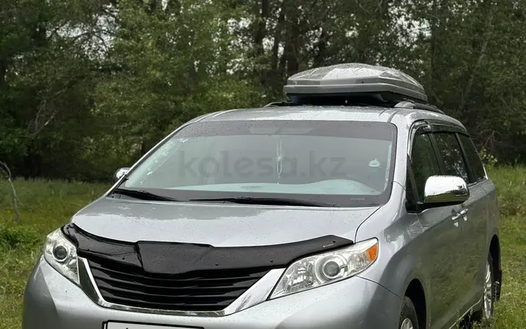 Toyota Sienna 2013 года за 12 900 000 тг. в Уральск