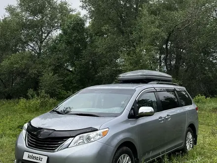 Toyota Sienna 2013 года за 12 900 000 тг. в Уральск – фото 5