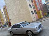 Mercedes-Benz E 230 1997 годаүшін2 700 000 тг. в Атырау – фото 4