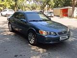 Toyota Camry 2000 годаүшін3 800 000 тг. в Тараз – фото 2