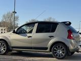 Renault Sandero 2011 года за 3 600 000 тг. в Аксай