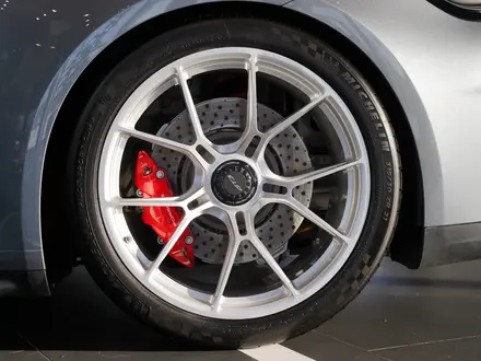 Porsche 911 GT3 2025 года за 223 000 000 тг. в Астана – фото 15