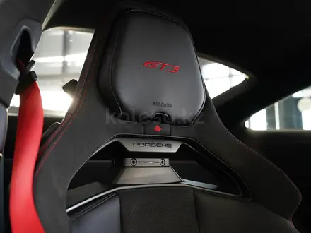 Porsche 911 GT3 2025 года за 223 000 000 тг. в Астана – фото 25
