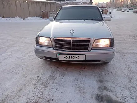 Mercedes-Benz C 180 1994 года за 2 400 000 тг. в Атбасар – фото 3