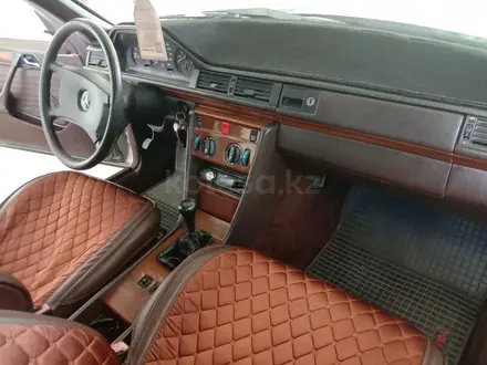 Mercedes-Benz E 200 1991 года за 1 450 000 тг. в Туркестан – фото 10