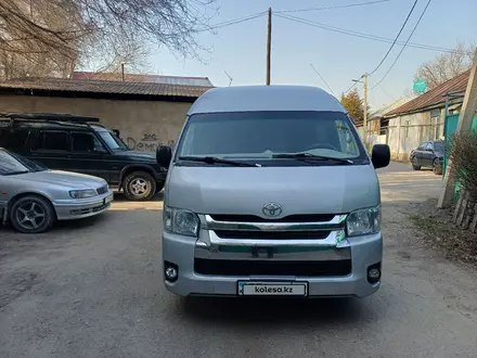 Toyota Hiace 2010 года за 10 500 000 тг. в Алматы