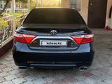 Toyota Camry 2016 годаүшін10 900 000 тг. в Алматы