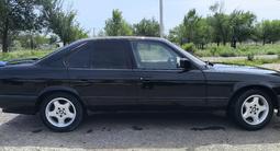BMW 525 1990 года за 1 800 000 тг. в Жетиген – фото 2