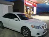 Toyota Camry 2011 годаfor6 800 000 тг. в Атырау – фото 2