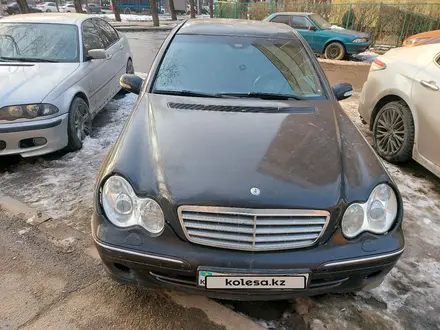 Mercedes-Benz C 230 2006 года за 2 300 000 тг. в Алматы – фото 4