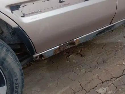 Mazda 323 1993 года за 350 000 тг. в Алматы – фото 8