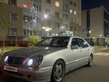 Mercedes-Benz E 430 2001 года за 6 700 000 тг. в Астана – фото 2