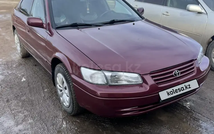 Toyota Camry 1998 годаүшін3 300 000 тг. в Алматы