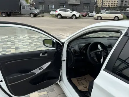 Hyundai Accent 2015 года за 4 500 000 тг. в Алматы – фото 32