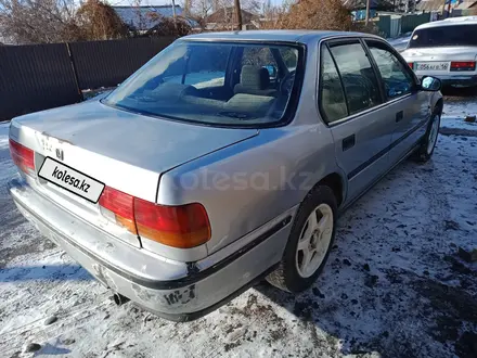 Honda Accord 1993 года за 700 000 тг. в Усть-Каменогорск – фото 3