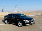 Toyota Camry 2014 года за 10 000 000 тг. в Жанаозен – фото 2