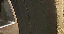 Шины с дисками Nokian R18 за 500 000 тг. в Алматы – фото 3