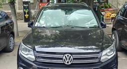 Volkswagen Tiguan 2015 года за 7 500 000 тг. в Алматы
