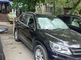 Volkswagen Tiguan 2015 года за 7 300 000 тг. в Алматы – фото 2