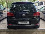Volkswagen Tiguan 2015 года за 7 300 000 тг. в Алматы – фото 5