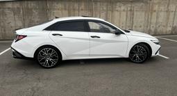 Hyundai Elantra 2023 годаүшін8 800 000 тг. в Алматы – фото 4