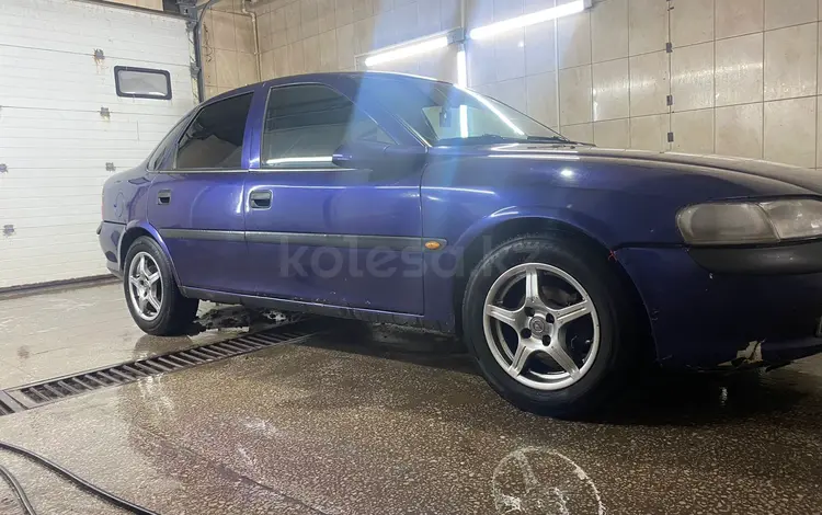 Opel Vectra 1997 годаүшін1 350 000 тг. в Караганда