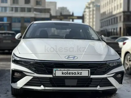 Hyundai Elantra 2024 года за 9 100 000 тг. в Астана – фото 3