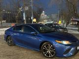 Toyota Camry 2020 годаfor13 700 000 тг. в Алматы