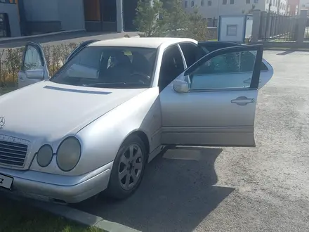 Mercedes-Benz E 280 1996 года за 2 900 000 тг. в Астана – фото 10