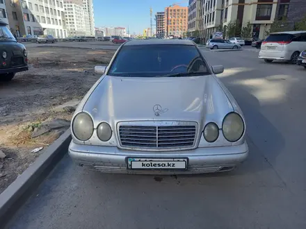 Mercedes-Benz E 280 1996 года за 2 900 000 тг. в Астана – фото 3