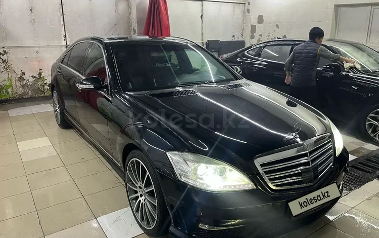 Mercedes-Benz S 350 2006 годаүшін8 500 000 тг. в Алматы