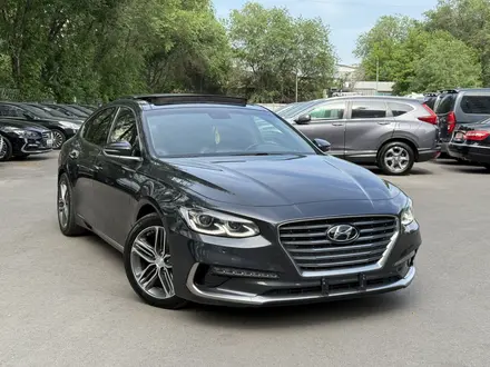 Hyundai Grandeur 2017 года за 9 600 000 тг. в Алматы