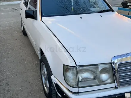 Mercedes-Benz E 230 1991 года за 1 200 000 тг. в Экибастуз – фото 3