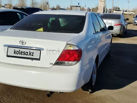 Toyota Camry 2005 года за 5 100 000 тг. в Актобе – фото 12