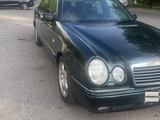 Mercedes-Benz E 320 1999 года за 3 700 000 тг. в Шымкент – фото 3