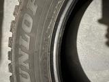 Комплект зимних шин DUNLOP 265х55х20 (шипы). за 300 000 тг. в Алматы