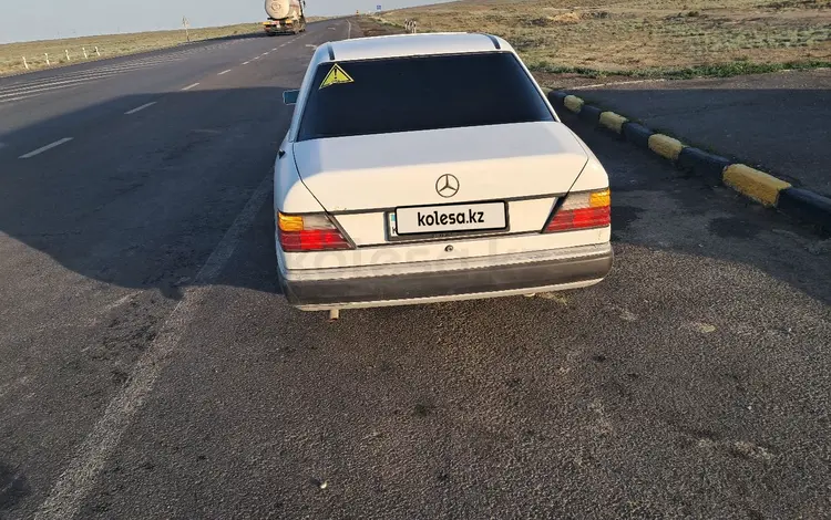 Mercedes-Benz E 200 1992 года за 1 700 000 тг. в Айтеке би