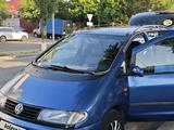 Volkswagen Sharan 1995 годаүшін1 770 000 тг. в Шымкент