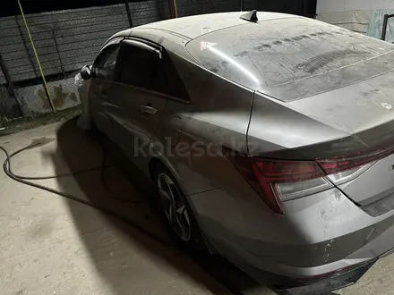 Hyundai Elantra 2022 года за 11 500 000 тг. в Алматы – фото 5