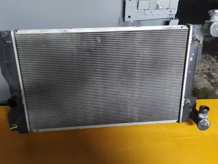 Радиатор охлаждения за 35 000 тг. в Алматы