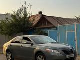 Toyota Camry 2007 года за 5 400 000 тг. в Шымкент – фото 2