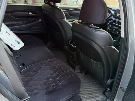 Hyundai Santa Fe 2019 года за 10 000 000 тг. в Павлодар – фото 10