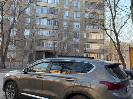 Hyundai Santa Fe 2019 года за 10 000 000 тг. в Павлодар – фото 5