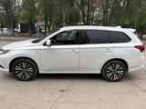Mitsubishi Outlander 2022 годаүшін10 000 000 тг. в Караганда – фото 3