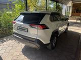 Toyota RAV4 2022 годаүшін16 000 000 тг. в Шымкент – фото 4