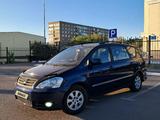 Toyota Avensis Verso 2002 годаүшін5 800 000 тг. в Караганда