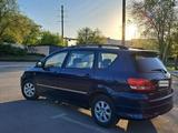 Toyota Avensis Verso 2002 годаүшін5 800 000 тг. в Караганда – фото 2