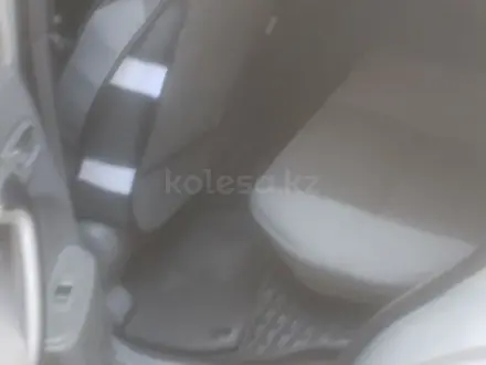 Toyota RAV4 2001 года за 4 600 000 тг. в Усть-Каменогорск – фото 3