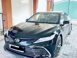 Toyota Camry 2021 года за 19 000 000 тг. в Алматы – фото 2