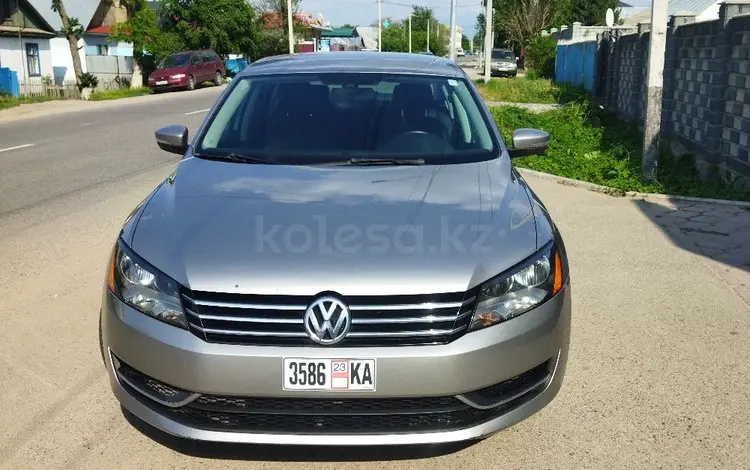 Volkswagen Passat 2013 года за 7 650 000 тг. в Алматы